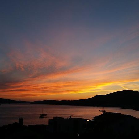 Apartment Ljuba Trogir Zewnętrze zdjęcie