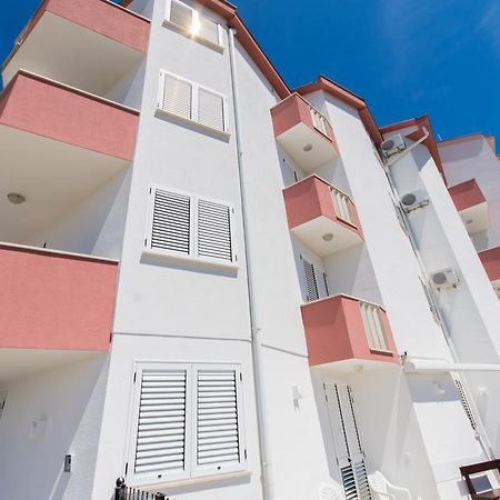 Apartment Ljuba Trogir Zewnętrze zdjęcie