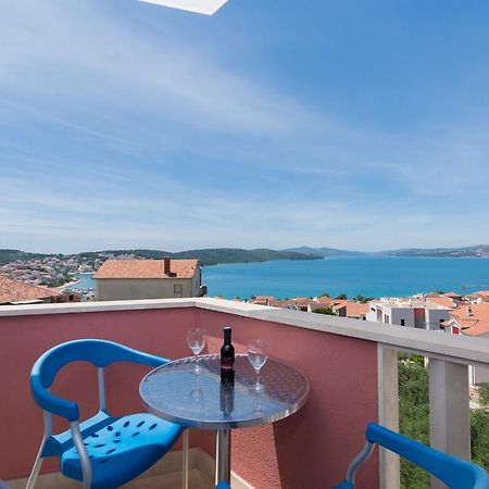 Apartment Ljuba Trogir Zewnętrze zdjęcie