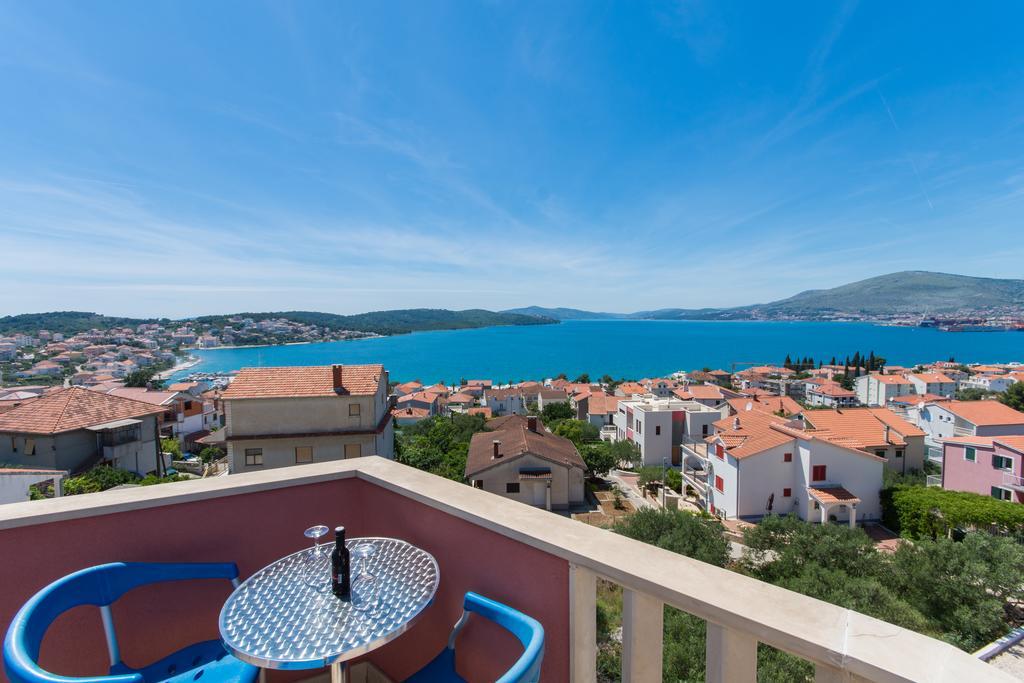 Apartment Ljuba Trogir Zewnętrze zdjęcie