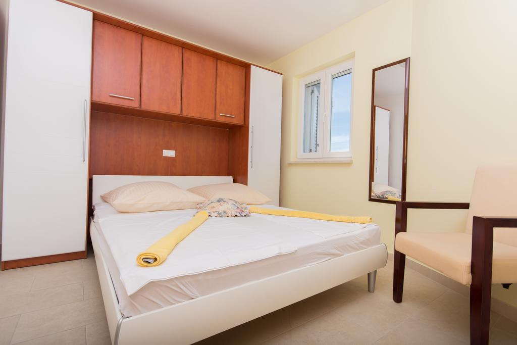 Apartment Ljuba Trogir Zewnętrze zdjęcie