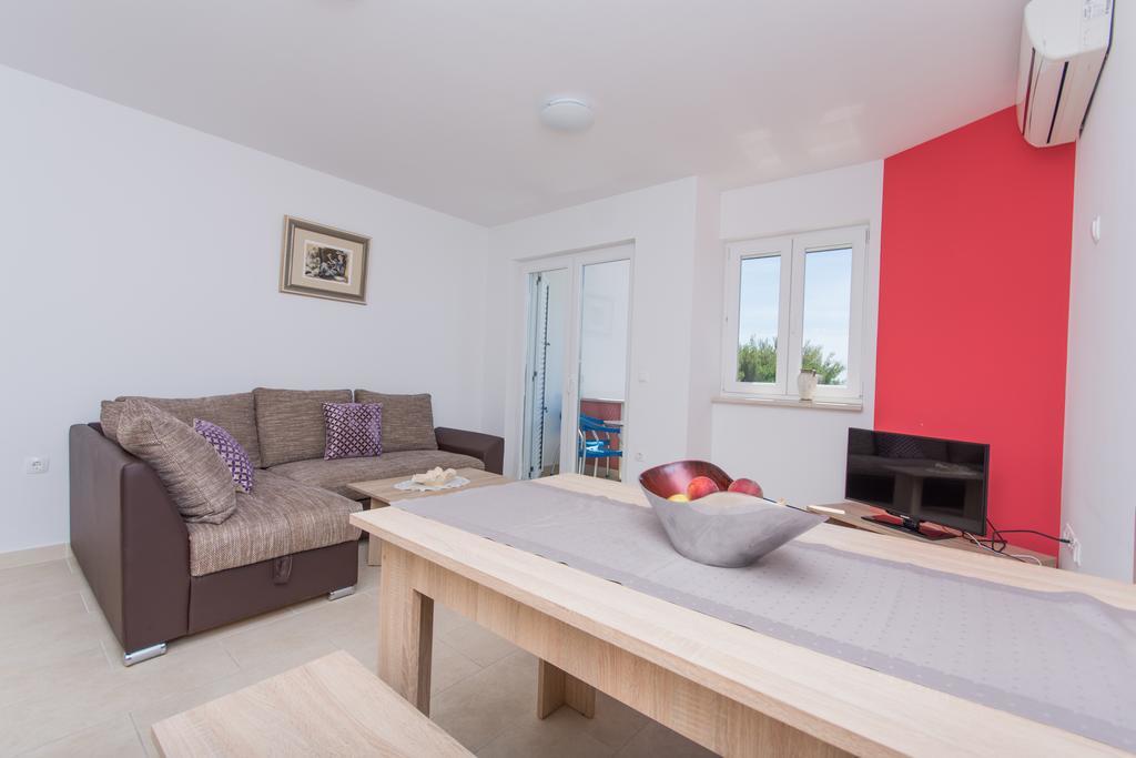 Apartment Ljuba Trogir Zewnętrze zdjęcie